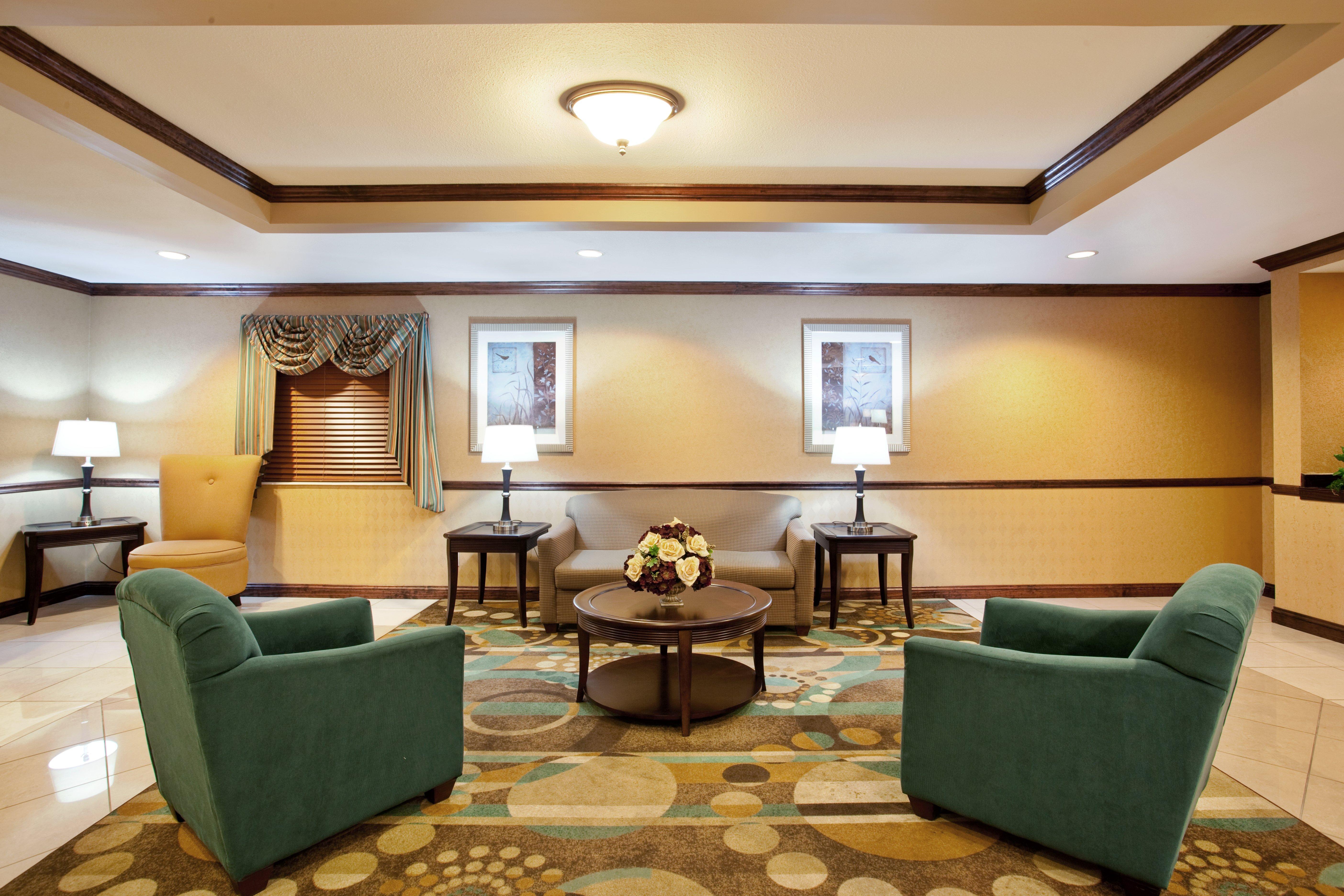 Holiday Inn Express Tuscola Экстерьер фото