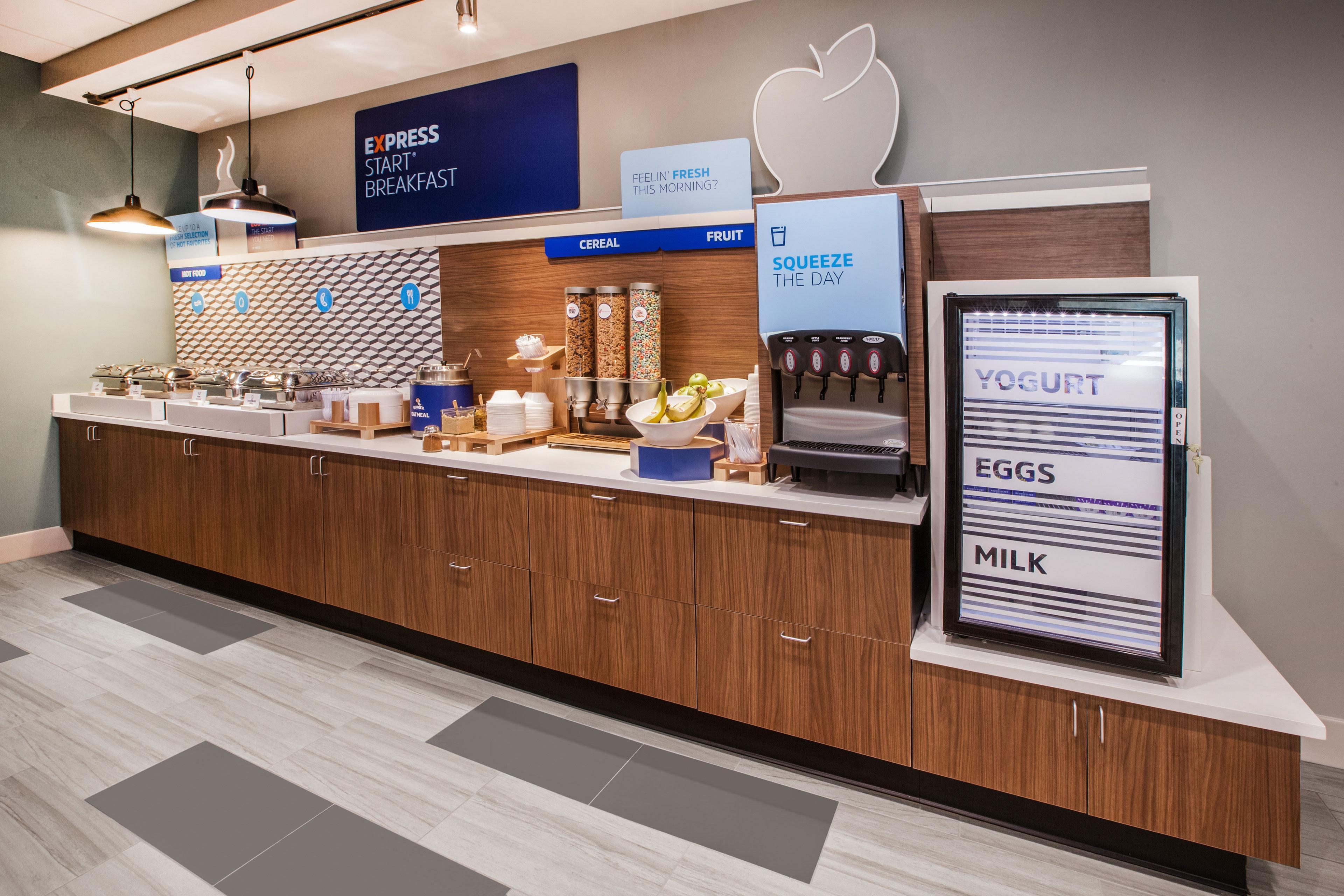 Holiday Inn Express Tuscola Экстерьер фото