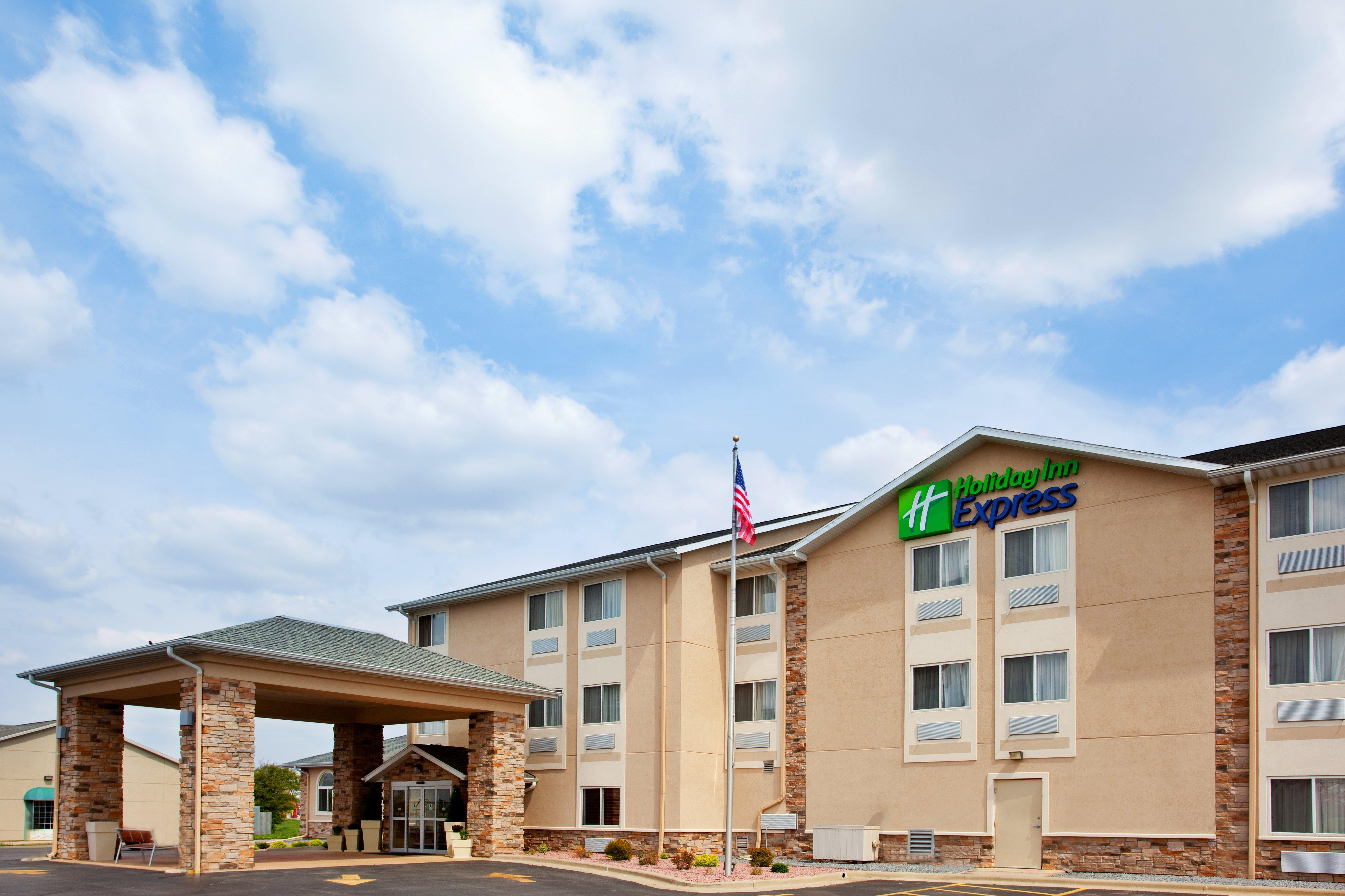 Holiday Inn Express Tuscola Экстерьер фото