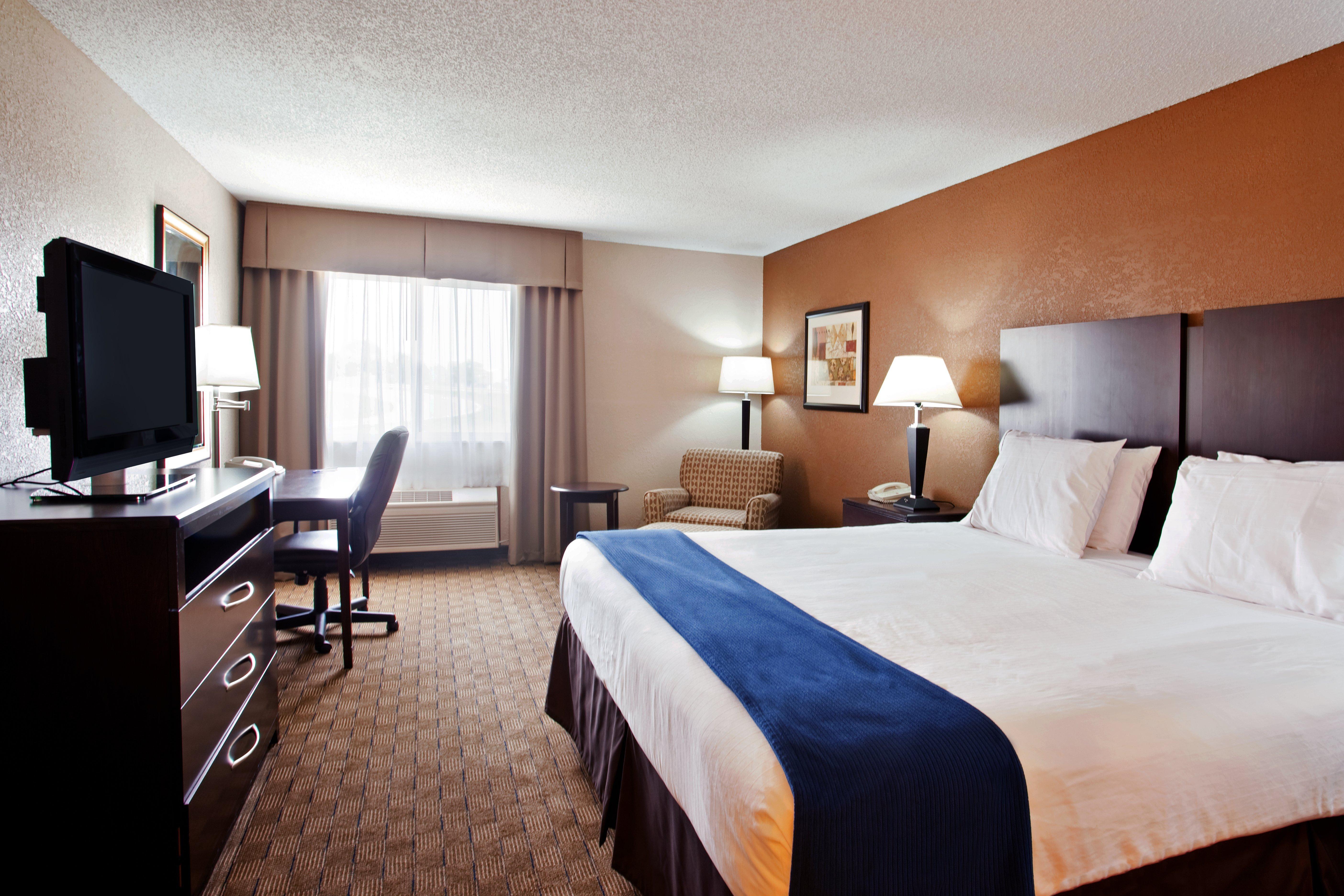 Holiday Inn Express Tuscola Номер фото