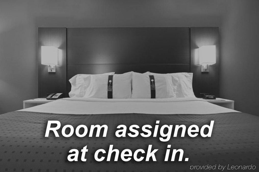 Holiday Inn Express Tuscola Экстерьер фото